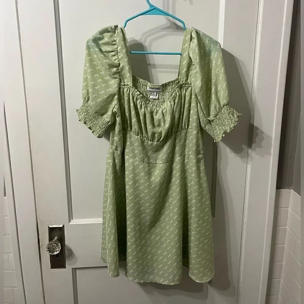Green Puff Sleeve Dress